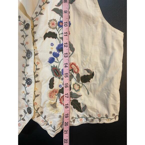 Vintage Hand Embroidered Floral Gold Button Vest Size Large - Picture 10 of 10